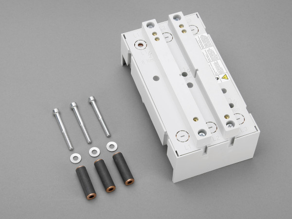 Artikelbild 1 des Artikels 32977 Adapter 250A für Siemens 3VL2/3VL3 UL 60mm